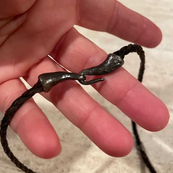 Rare, Vintage, Native American Claw pendant with turquoise and quartz crystal! - Picture 5 of 5